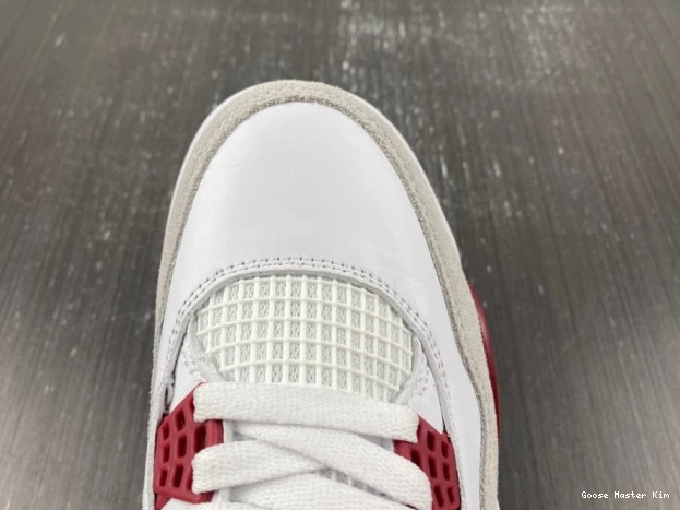 Jordan 4 DR5415-160 Air x Nike SB 0611